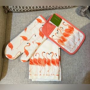 Kate Spade Strut Your Stuff Flamingo Kitchen Set (3-piece bundle) (NWT)